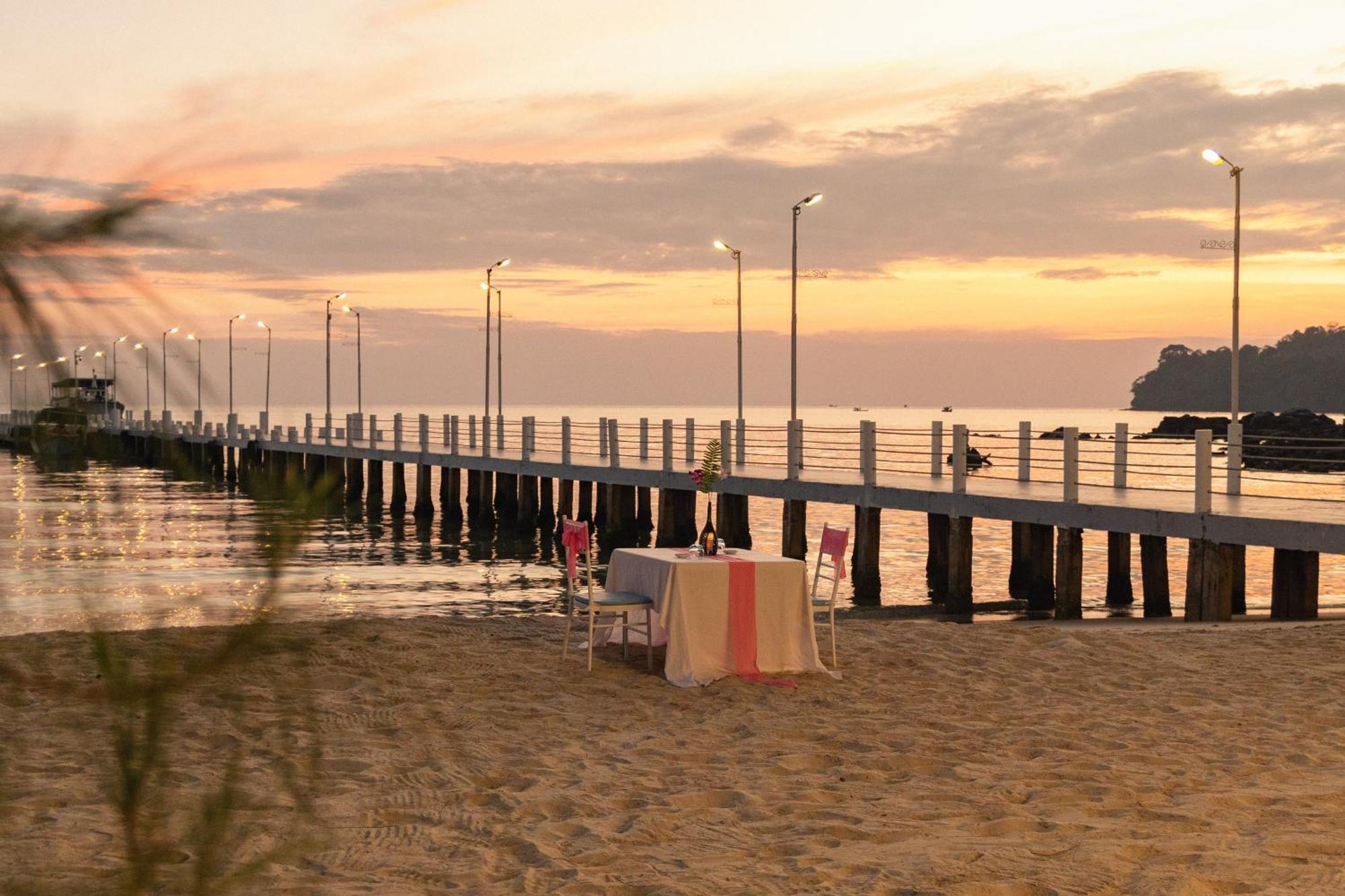 Mafiya Resort Thansour beach Exteriör bild